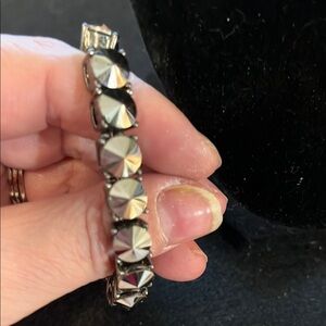 Cachè Elegant Silver and Black Women's Bracelet